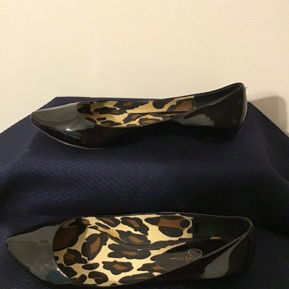 JESSICA SIMPSON ESIS Womens Black Patent Leather Pointy Toed Flat Shoes SIZE 8.5 - Picture 3 of 7